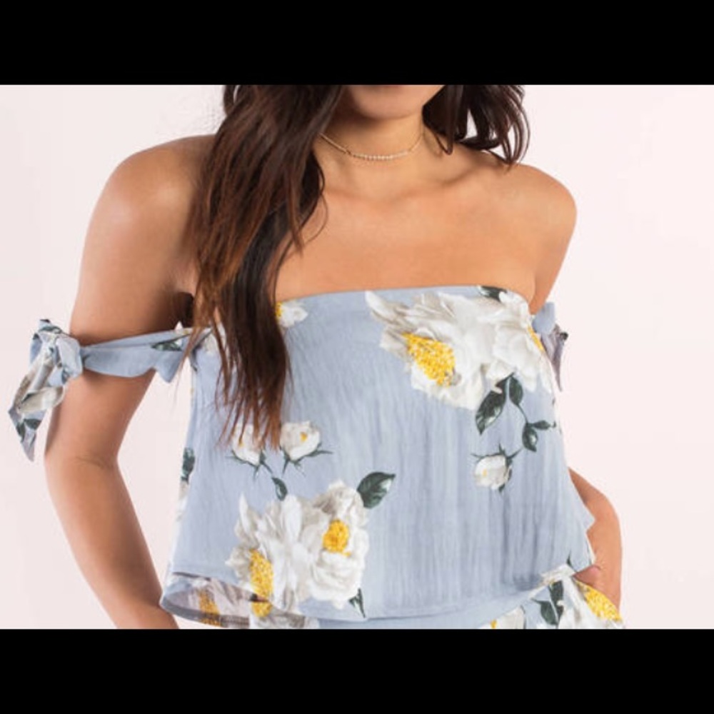 Floral Off the Shoulder Crop Top